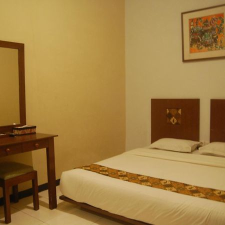 Sagan Huis Hotel Yogyakarta Esterno foto