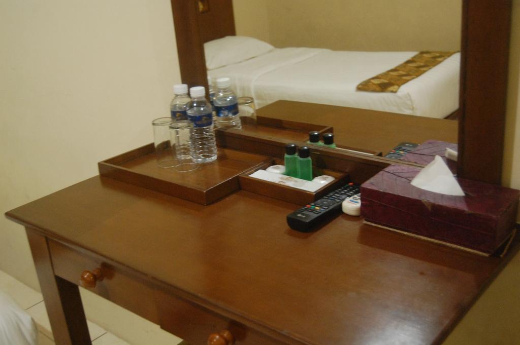 Sagan Huis Hotel Yogyakarta Esterno foto