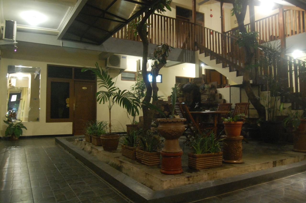 Sagan Huis Hotel Yogyakarta Esterno foto